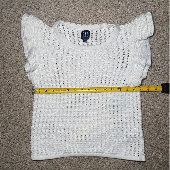 GAP - Petite XS - White Crochet Blouse - Ruffle Detailing - Picture 4 of 8